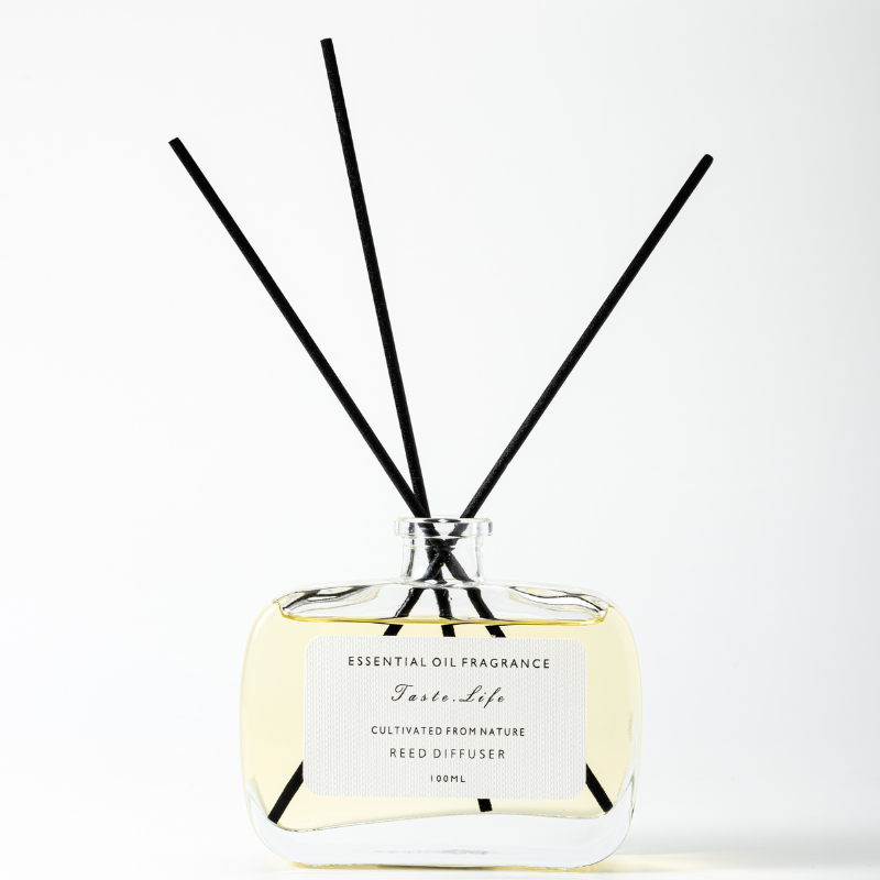 English Pear & Freesia Reed Diffuser